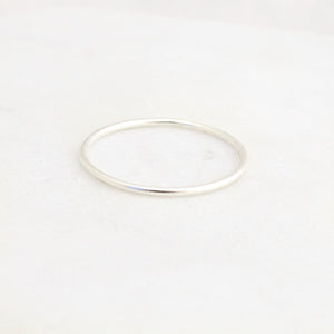 Round Polished Skinny Ring - Sterling Silver / 14k Gold Filled / 14k Rose Gold Filled